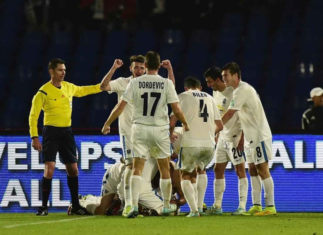 Imagens do jogo entre San Lorenzo e Auckland City, pelo Mundial de Clubes