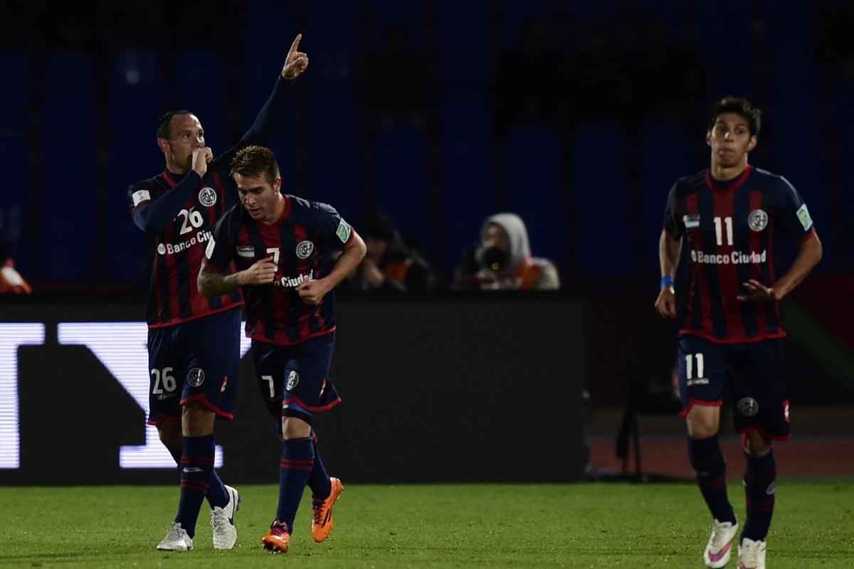 Imagens do jogo entre San Lorenzo e Auckland City, pelo Mundial de Clubes