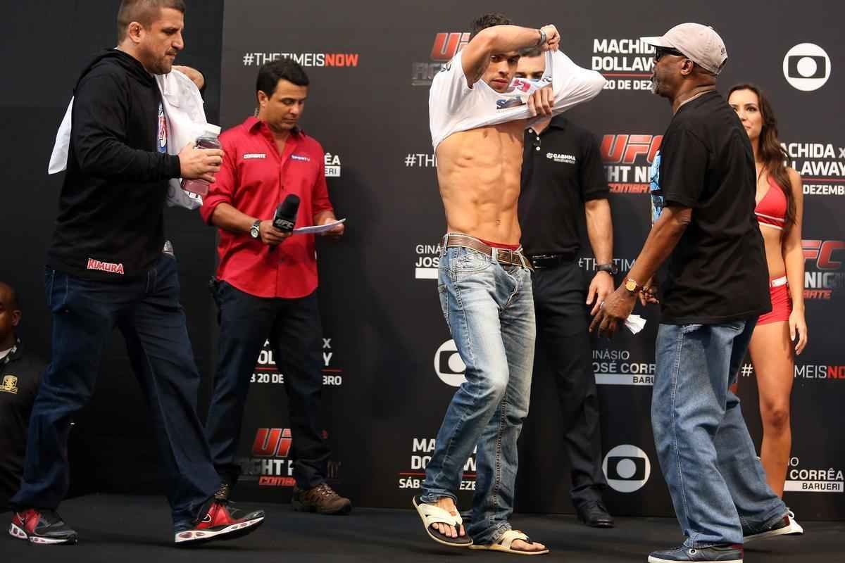 Imagens da pesagem do UFC Fight Night 58, em Barueri - Renan Baro
