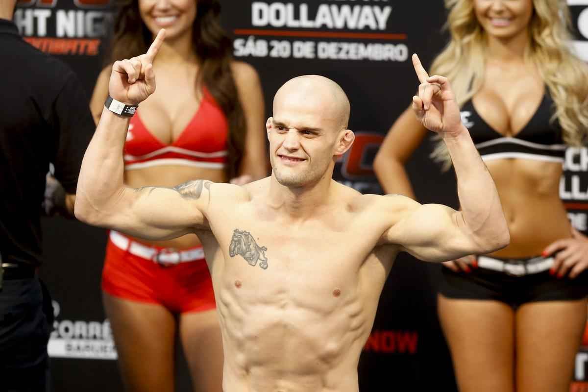 Imagens da pesagem do UFC Fight Night 58, em Barueri - Mitch Gagnon