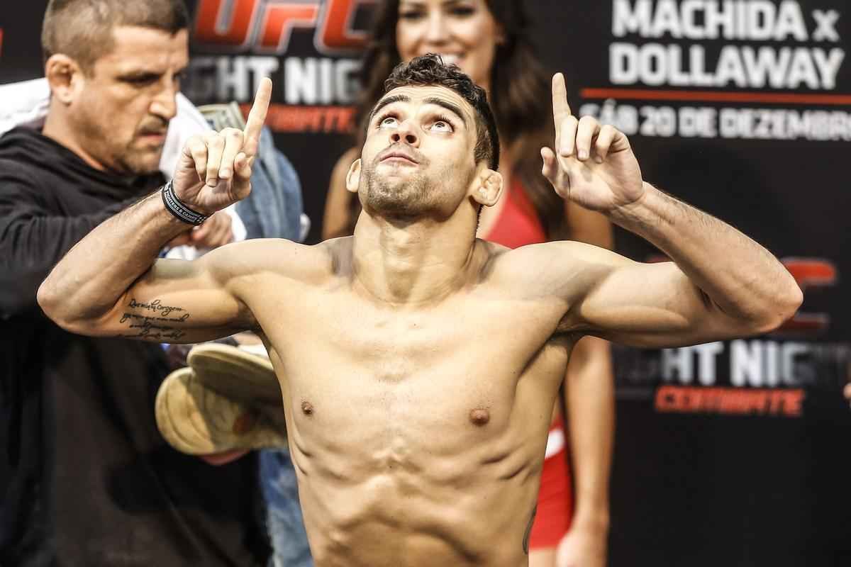 Imagens da pesagem do UFC Fight Night 58, em Barueri -  Renan Baro