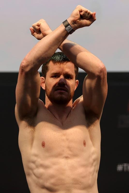 Imagens da pesagem do UFC Fight Night 58, em Barueri - CB Dollaway