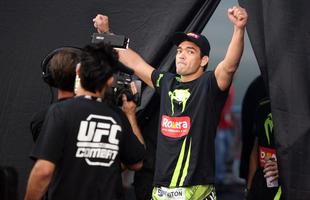 Imagens da pesagem do UFC Fight Night 58, em Barueri - Lyoto Machida