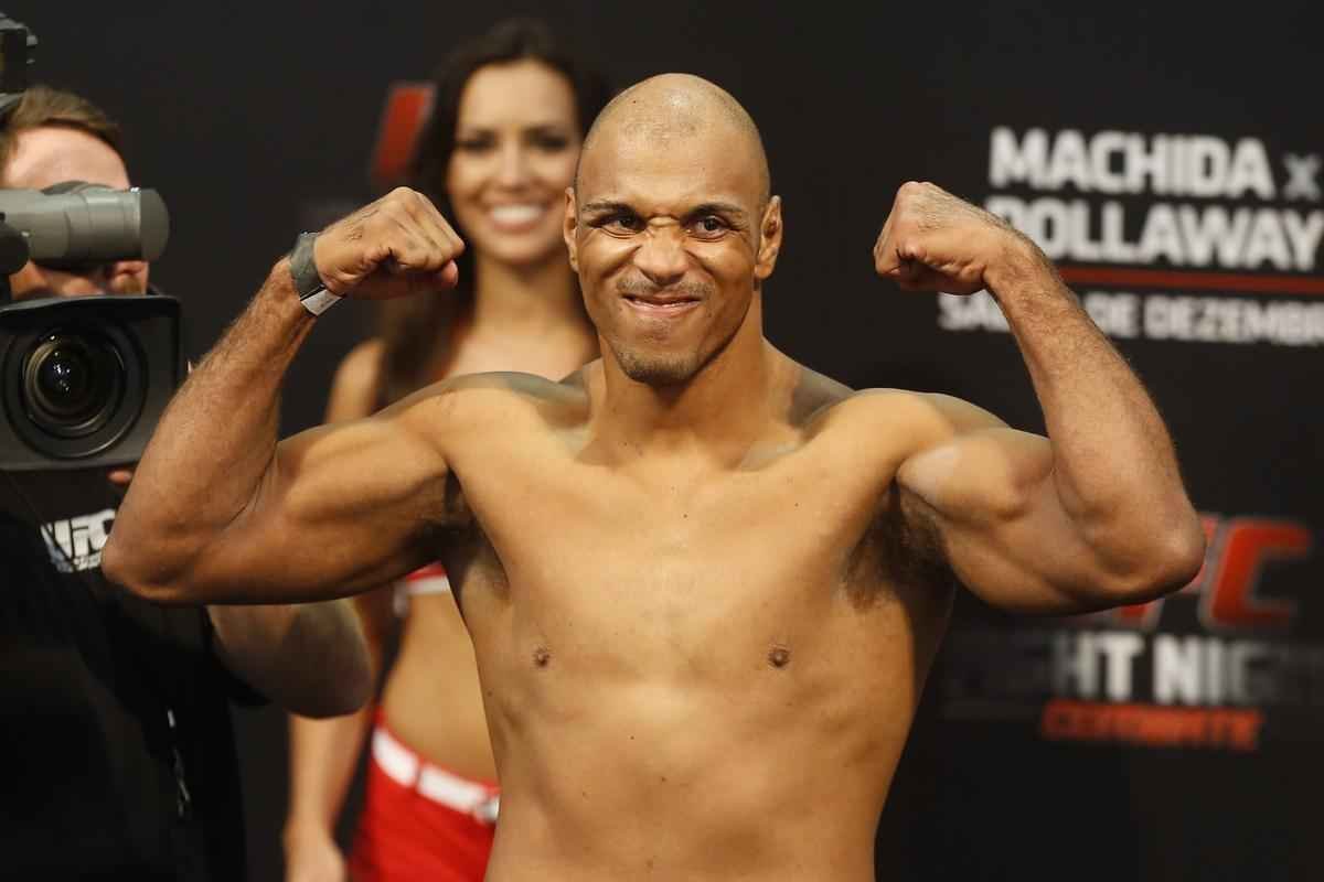 Imagens da pesagem do UFC Fight Night 58, em Barueri - Marcos Pezo