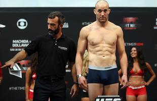 Imagens da pesagem do UFC Fight Night 58, em Barueri - Patrick Cummins