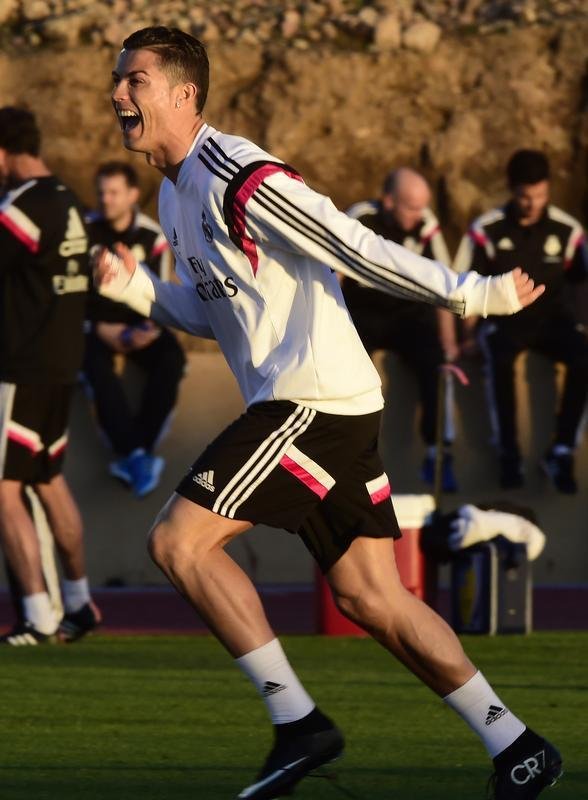 Nesta sexta-feira, jogadores do Real Madrid se mostraram muito descontrados em ltima atividade antes da final 