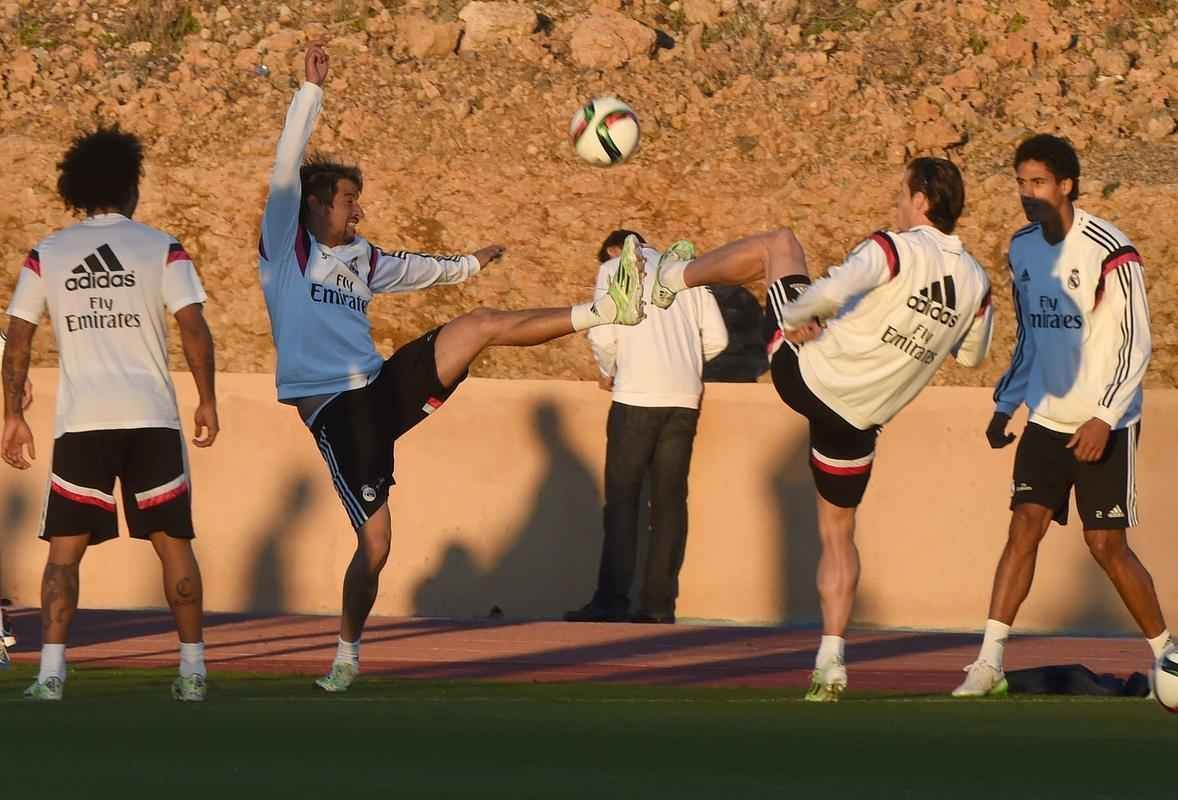 Nesta sexta-feira, jogadores do Real Madrid se mostraram muito descontrados em ltima atividade antes da final 
