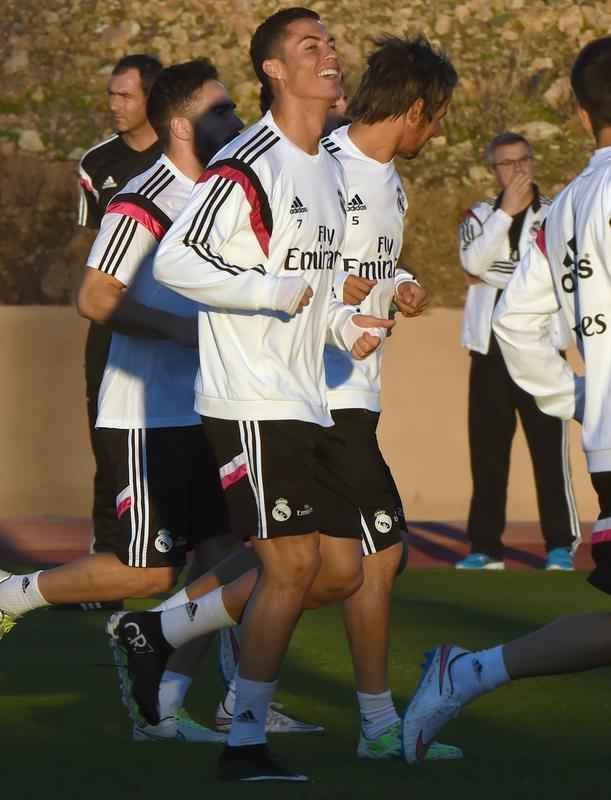 Nesta sexta-feira, jogadores do Real Madrid se mostraram muito descontrados em ltima atividade antes da final 