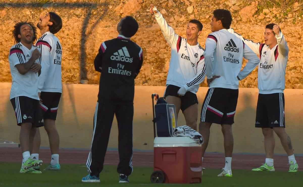 Nesta sexta-feira, jogadores do Real Madrid se mostraram muito descontrados em ltima atividade antes da final 