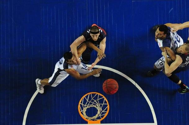 Com o resultado, o Minas se consolidou na quinta colocao do NBB, com 69,2% de aproveitamento e nove vitrias em treze jogos. J o Uberlndia est na 11 colocao do NBB, com 33% de aproveitamento (quatro vitrias em doze partidas).