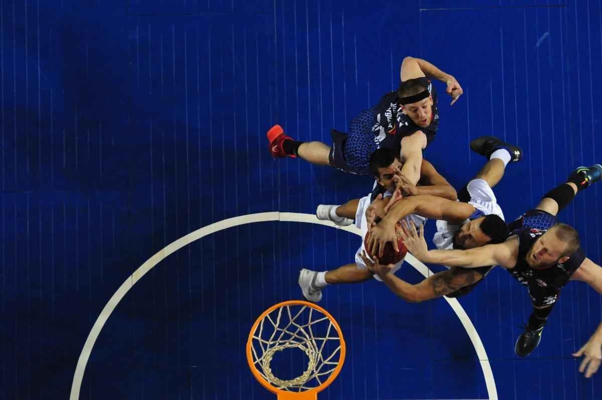 Com o resultado, o Minas se consolidou na quinta colocao do NBB, com 69,2% de aproveitamento e nove vitrias em treze jogos. J o Uberlndia est na 11 colocao do NBB, com 33% de aproveitamento (quatro vitrias em doze partidas).