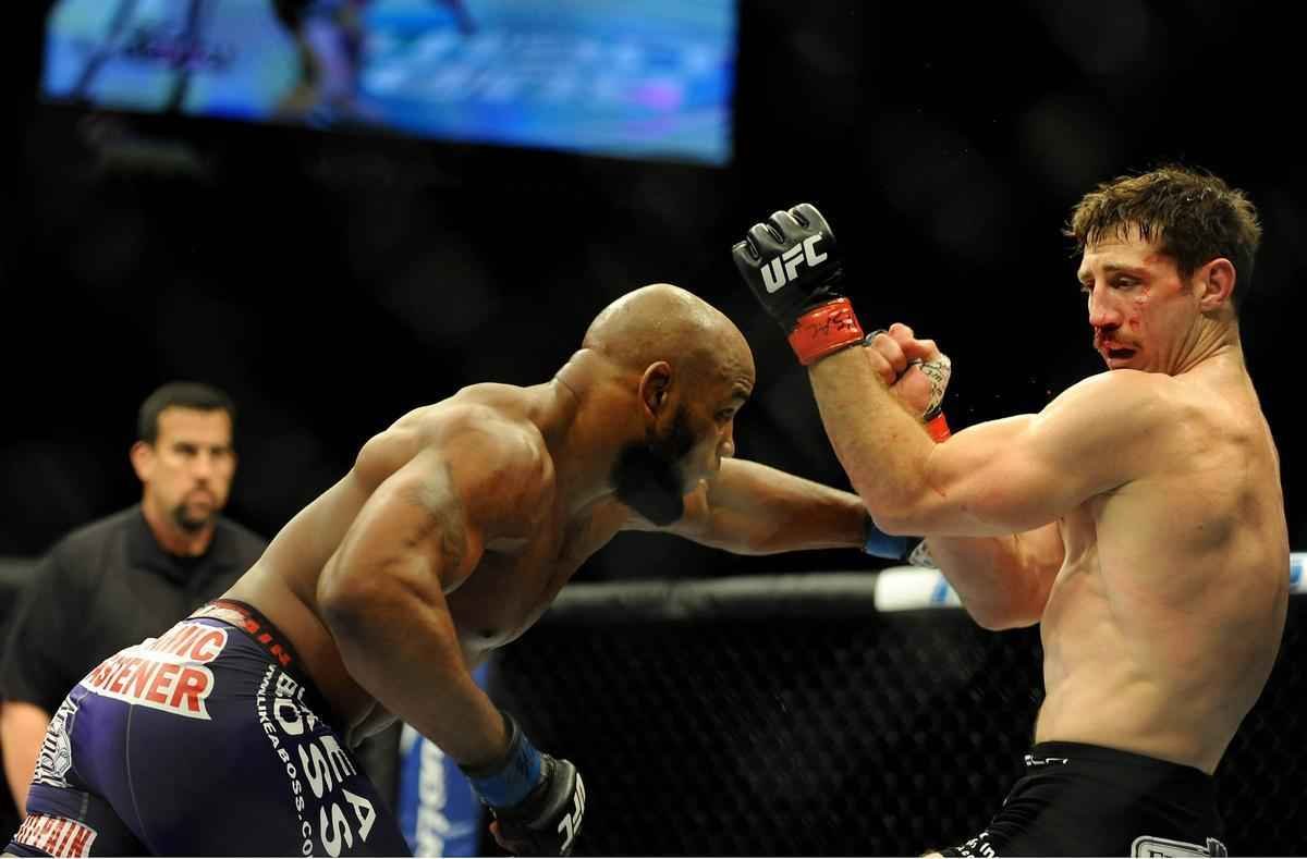 Em luta polmica, Yoel Romero se recuperou ao extrapolar tempo de descanso e conseguiu nocautear Tim Kennedy, no UFC 178, em setembro