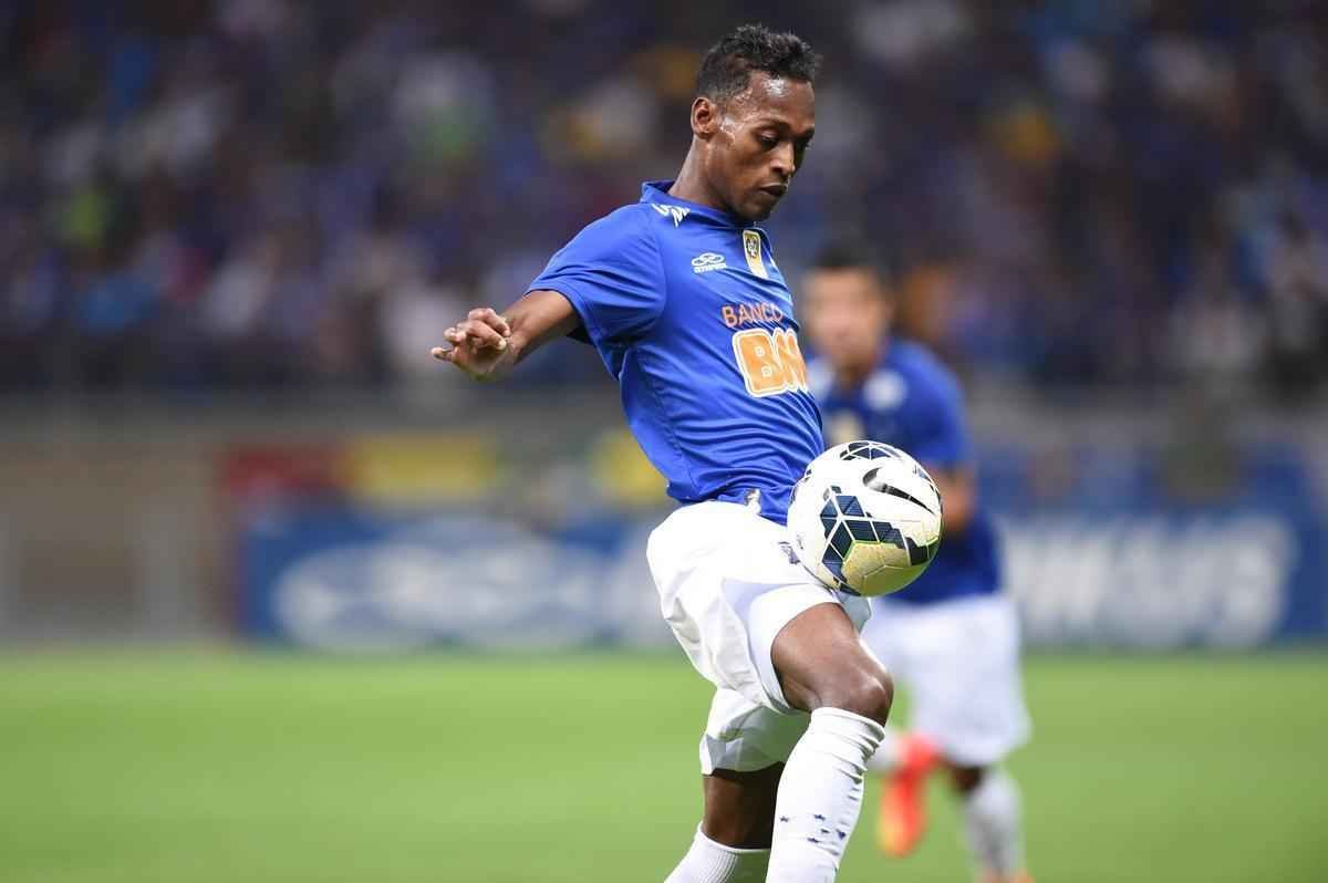 Uma das contrataes feitas pelo Cruzeiro para o segundo semestre, Marquinhos encerrou 2014 com 22 jogos disputados, sendo 17 como titular. O atacante marcou quatro gols e deu duas assistncias, alm de ter recebido trs cartes amarelos.