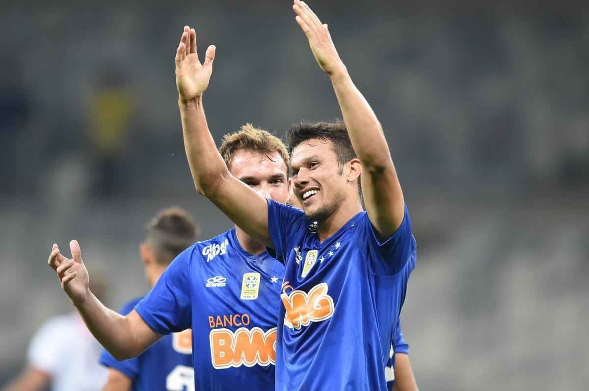 Henrique disputou 55 jogos pelo Cruzeiro em 2014, com 51 participaes como titular. O volante marcou um gol e recebeu 11 cartes amarelos.