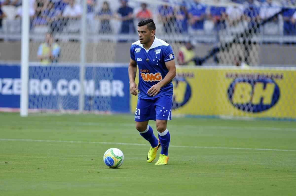 A temporada 2014 foi a nica de Samudio com a camisa do Cruzeiro. Emprestado pelo Libertad, o lateral-esquerdo paraguaio disputou 28 jogos pelo clube, sendo 18 como titular, com dois gols marcados e uma assistncia. Ele recebeu oito cartes amarelos e um vermelho. Em 2015, Samudio defender o Amrica do Mxico.