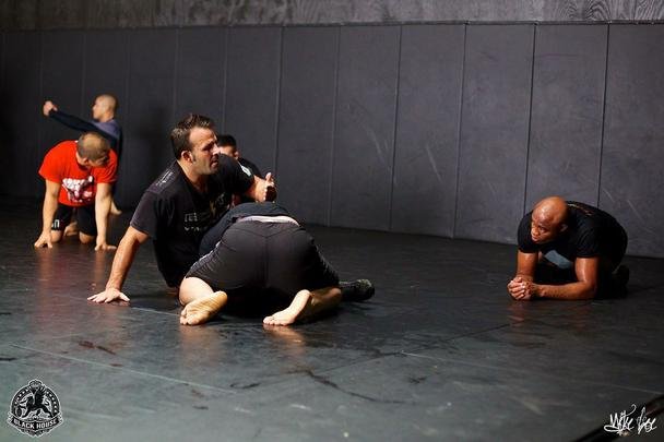 Em junho e julho, Anderson Silva intensificou os treinamentos na academia Black House