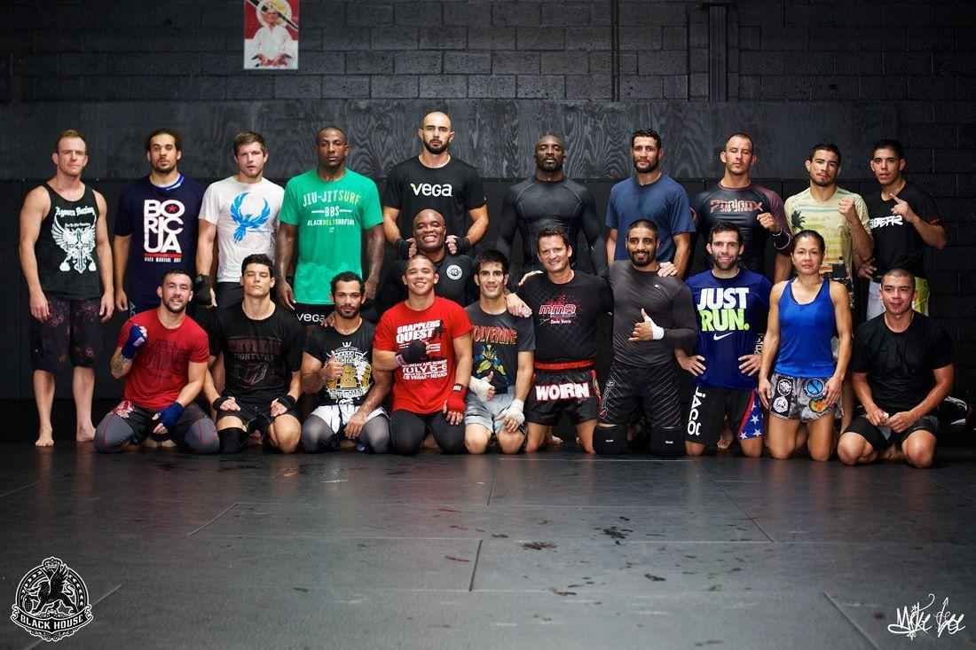 Em junho e julho, Anderson Silva intensificou os treinamentos na academia Black House