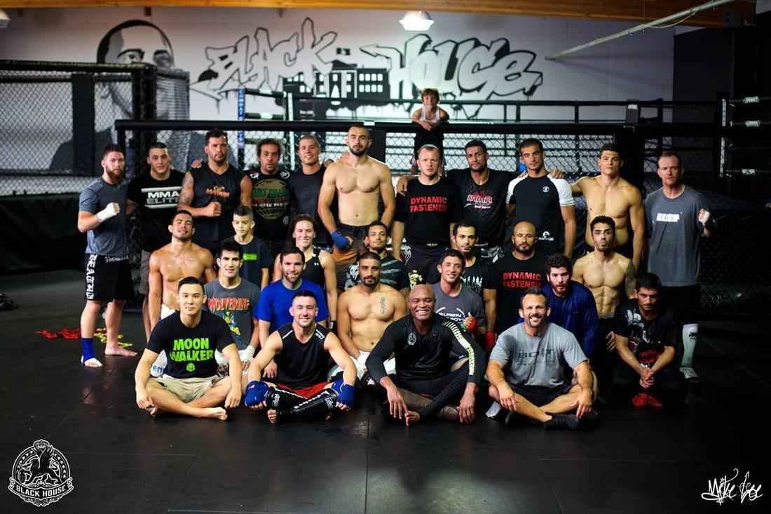 Em junho e julho, Anderson Silva intensificou os treinamentos na academia Black House