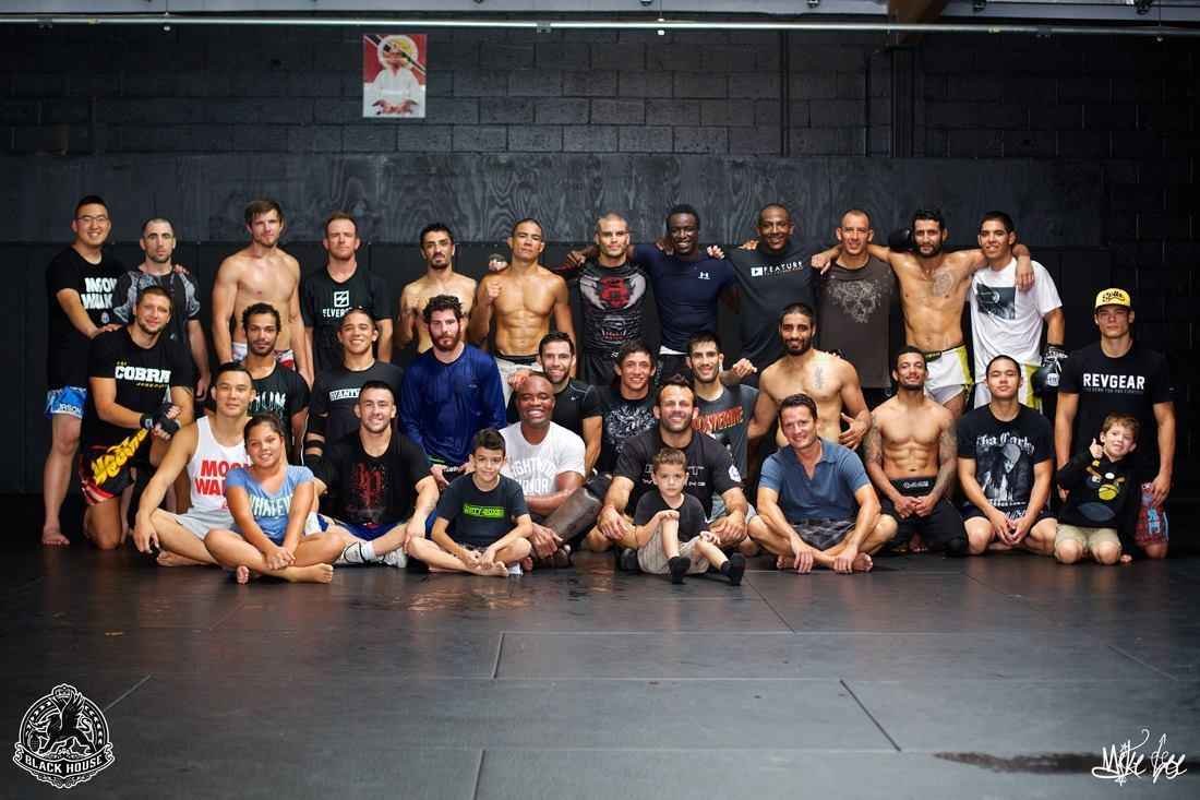 No fim de julho, Anderson teve retorno confirmado contra Nick Diaz. O ms de agosto serviu para acelerar a preparao. O sorriso estava de volta ao rosto do lutador