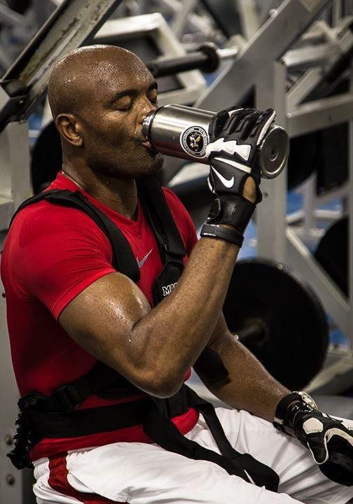 Em janeiro, Anderson realizou a reta final de sua preparao para a luta contra Nick Diaz