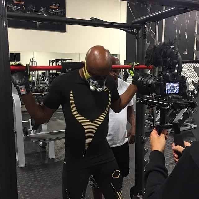 Em janeiro, Anderson realizou a reta final de sua preparao para a luta contra Nick Diaz