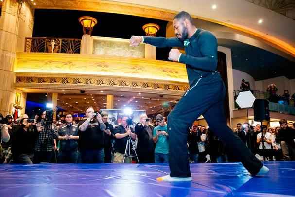 Imagens do treino aberto do UFC 182 em Las Vegas - Jon Jones