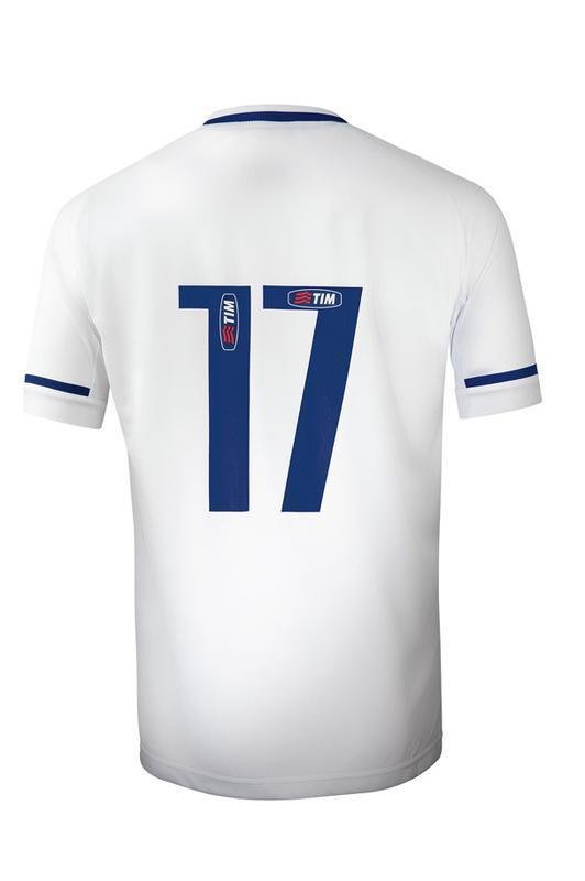 Detalhes da nova camisa branca do Cruzeiro, fornecida pela Penalty (imagens obtidas pelo Superesportes)