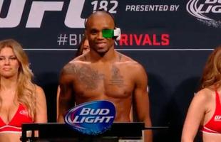 Confira as imagens da pesagem do UFC 182 - Marcos Brimage 