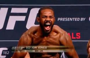 Confira as imagens da pesagem do UFC 182 - Jon Jones 