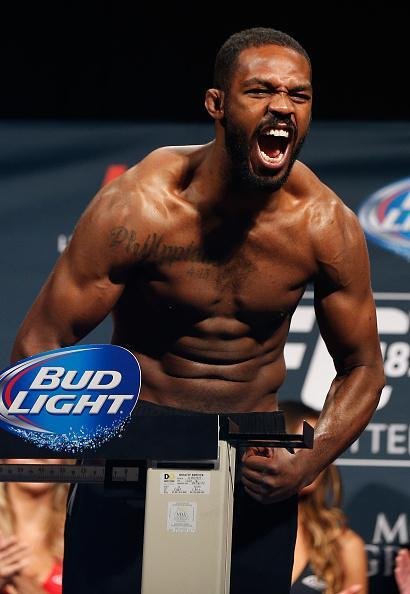 Confira as imagens da pesagem do UFC 182 - Jon Jones 