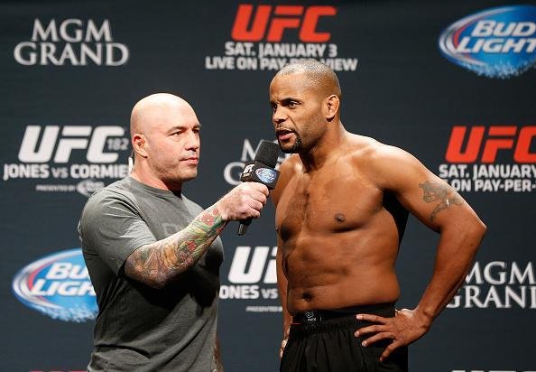 Confira as imagens da pesagem do UFC 182 - Daniel Cormier