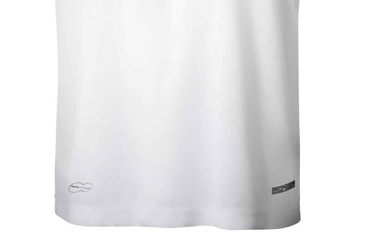 Torcedor poder comprar o novo uniforme sem marcas de patrocinadores