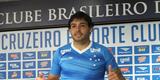 Ricardo Goulart deu entrevista nesta sexta-feira com a nova camisa de treino do Cruzeiro