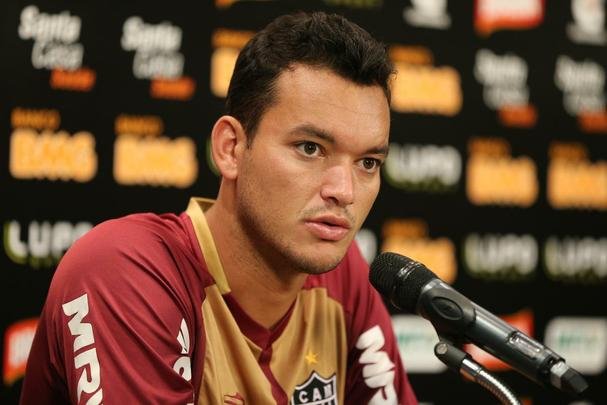 Rver defendeu o Atltico em 177 jogos, com 22 gols marcados