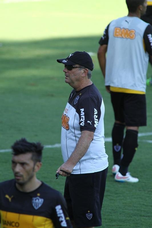 Treino do Atltico nesta tera-feira (20/01). Levir Culpi promoveu atividade ttica em campo reduzido na Cidade do Galo como preparao para o amistoso contra o Shakhtar no Independncia