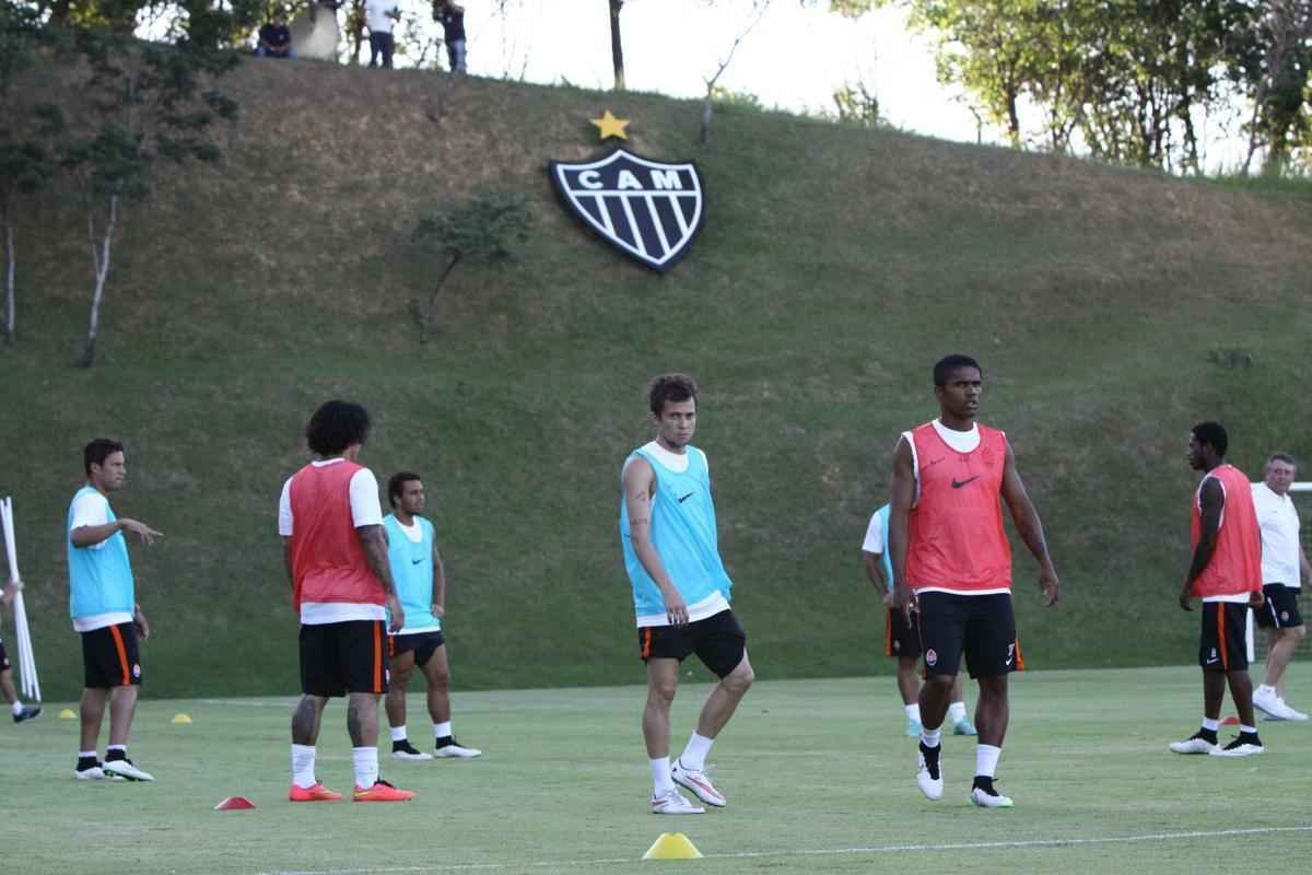 Treino do Shakhtar Donetsk da ucrnia na Cidade do Galo. Time de Bernard enfrenta o Atltico nesta quarta-feira, no Independncia, em amistoso