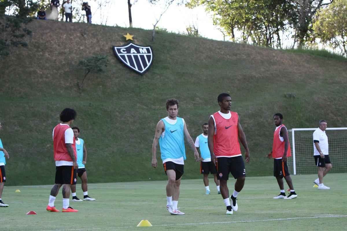 Treino do Shakhtar Donetsk da ucrnia na Cidade do Galo. Time de Bernard enfrenta o Atltico nesta quarta-feira, no Independncia, em amistoso