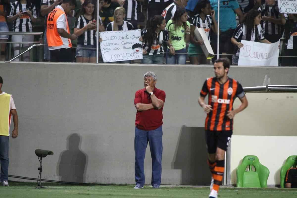 Imagens do amistoso internacional entre Atltico e Shakhtar Donetsk, da Ucrnia, no Estdio Independncia