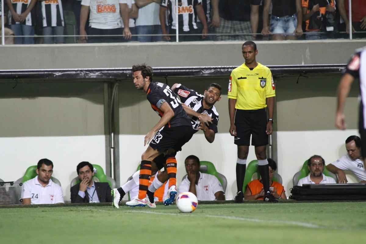 Imagens do amistoso internacional entre Atltico e Shakhtar Donetsk, da Ucrnia, no Estdio Independncia