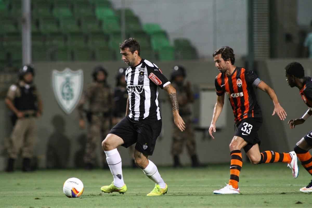 Imagens do amistoso internacional entre Atltico e Shakhtar Donetsk, da Ucrnia, no Estdio Independncia