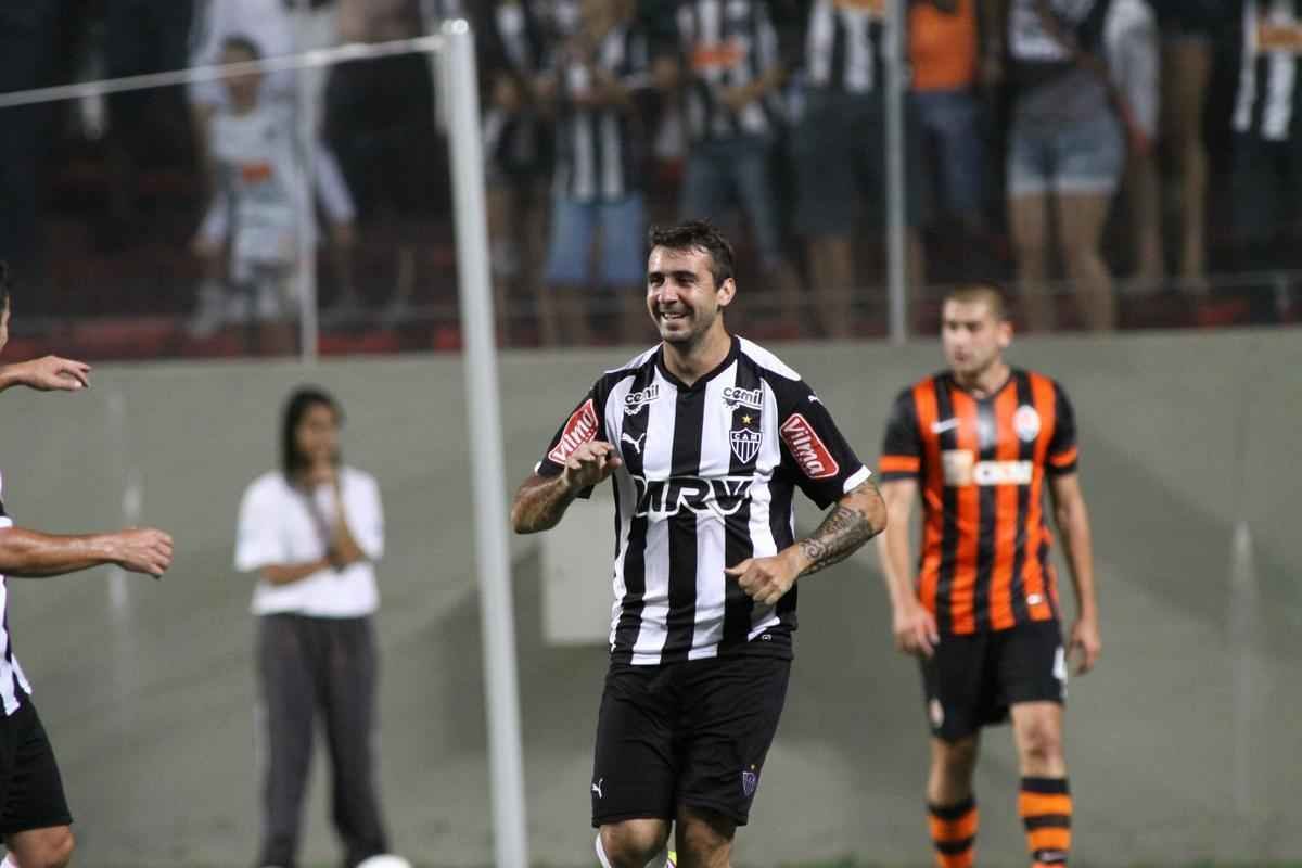 Imagens do amistoso internacional entre Atltico e Shakhtar Donetsk, da Ucrnia, no Estdio Independncia