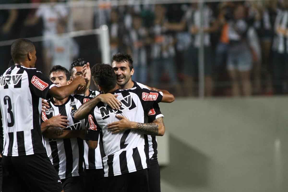 Imagens do amistoso internacional entre Atltico e Shakhtar Donetsk, da Ucrnia, no Estdio Independncia