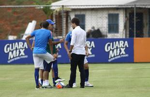 Lucas Silva foi  Toca da Raposa II, nesta sexta  tarde, para se despedir dos companheiros de Cruzeiro. Jogador foi vendido ao Real Madrid por 14 milhes de euros e assinar contrato de seis anos e meio