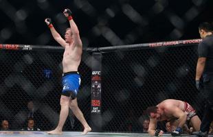 Imagens das lutas e bastidores do UFC on FOX 14, na Sucia - Viktor Pesta venceu Konstantin Erokhin por deciso unnime