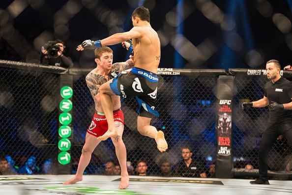 Imagens das lutas e bastidores do UFC on FOX 14, na Sucia - Makwan Amirkhani venceu Andy Ogle por nocaute tcnico aos 8s do primeiro round