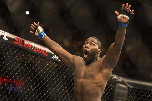 Imagens das lutas e bastidores do UFC on FOX 14, na Sucia - Anthony Johnson venceu Alexander Gustafsson por nocaute tcnico aos 2m15s do primeiro round