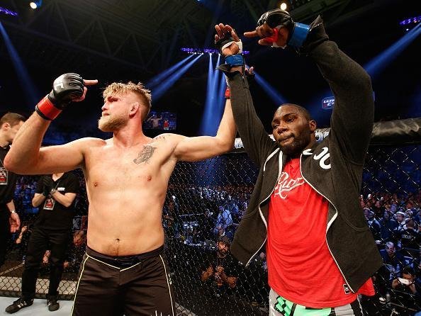 Imagens das lutas e bastidores do UFC on FOX 14, na Sucia - Anthony Johnson venceu Alexander Gustafsson por nocaute tcnico aos 2m15s do primeiro round