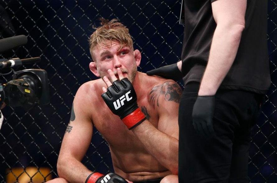 Imagens das lutas e bastidores do UFC on FOX 14, na Sucia - Anthony Johnson venceu Alexander Gustafsson por nocaute tcnico aos 2m15s do primeiro round