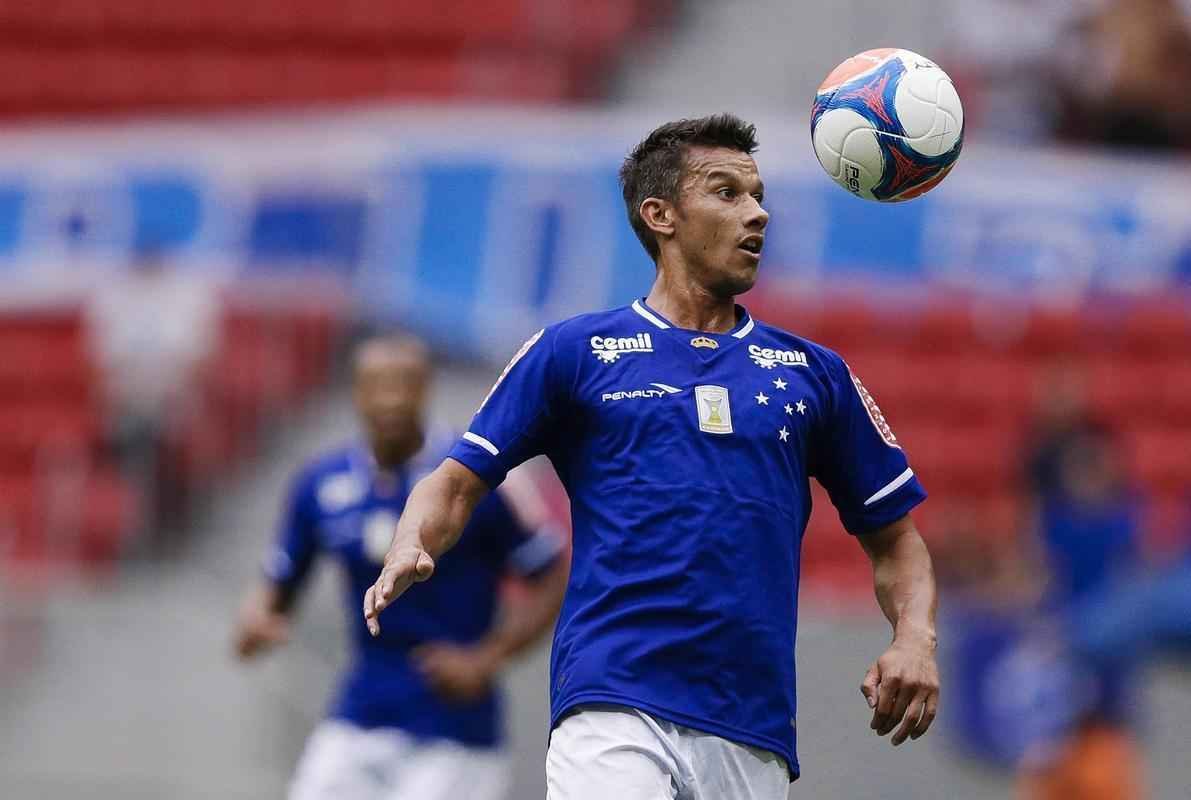 Imagens do empate entre Cruzeiro e Shakhtar Donetsk, no estdio Man Garrincha