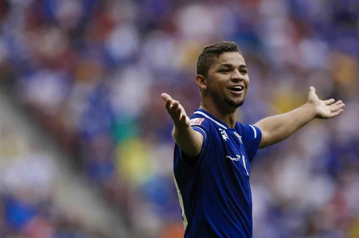 Imagens do empate entre Cruzeiro e Shakhtar Donetsk, no estdio Man Garrincha